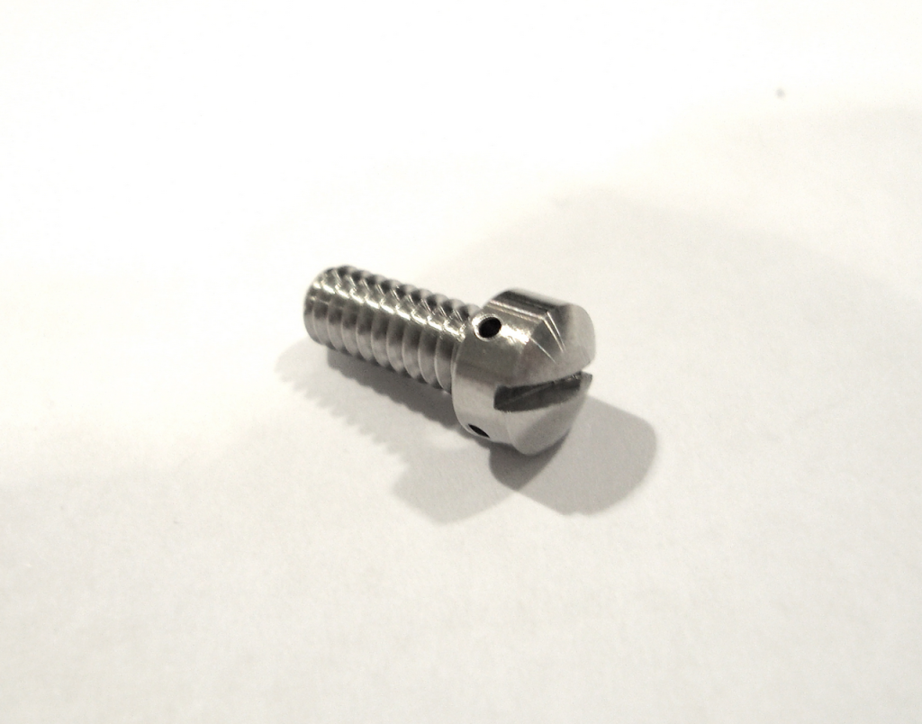 AVP-21819 Screw - Machine