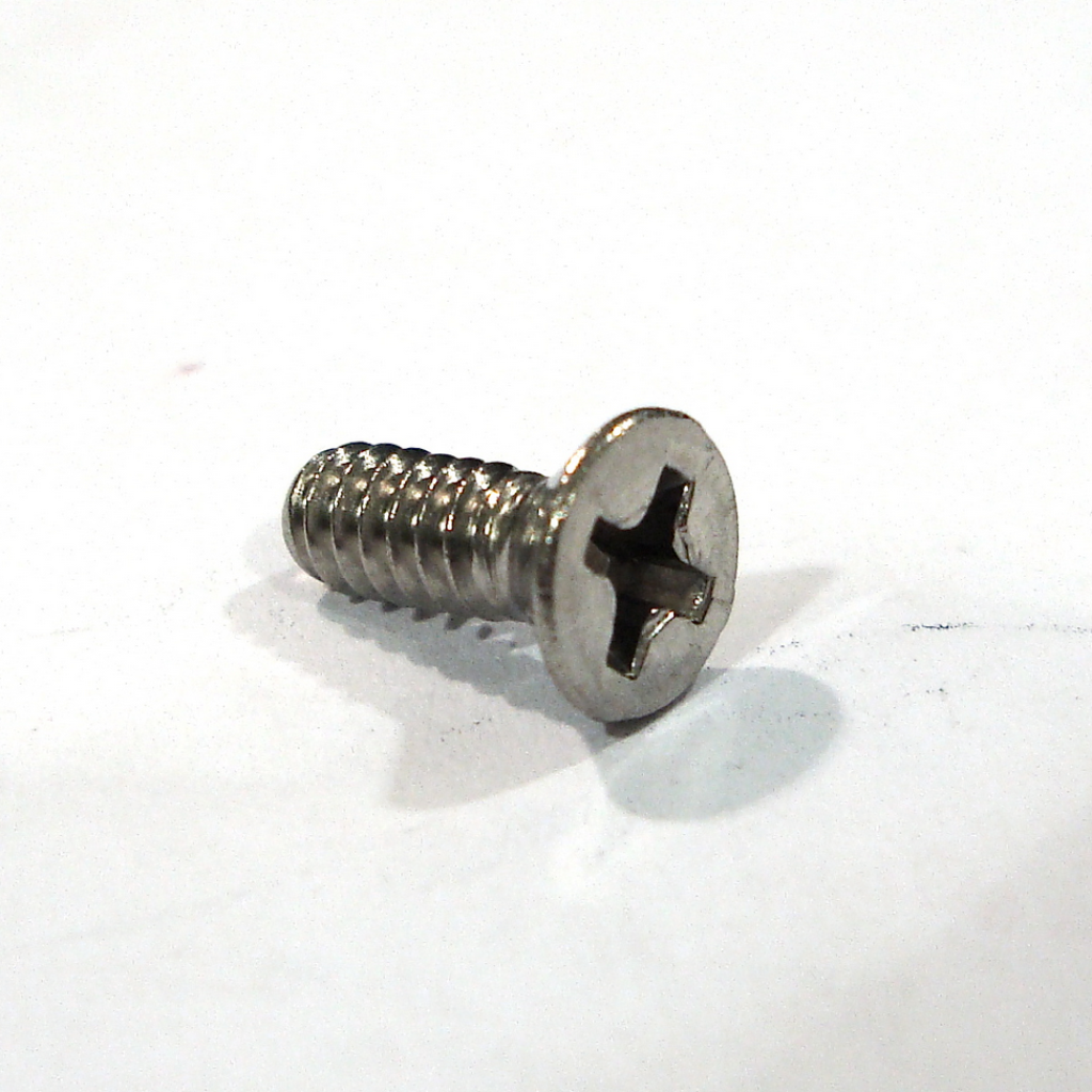 AV2577043 Screw - Cross Recess - Flathead