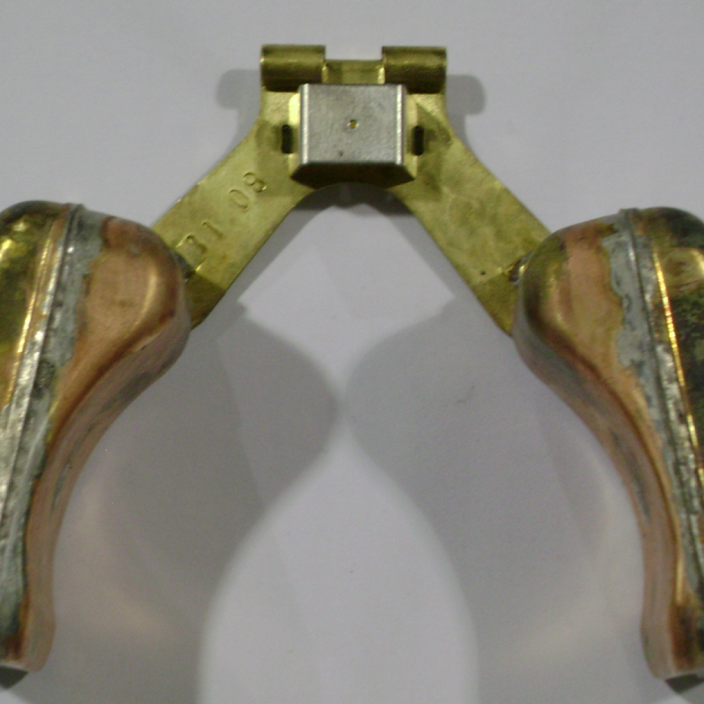 AV30-766 Assembly-Float