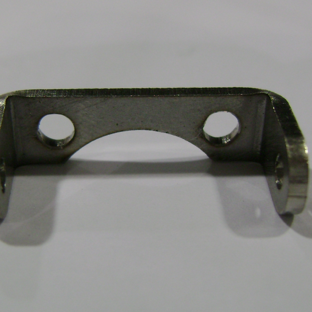 AV136-58 Bracket - Float