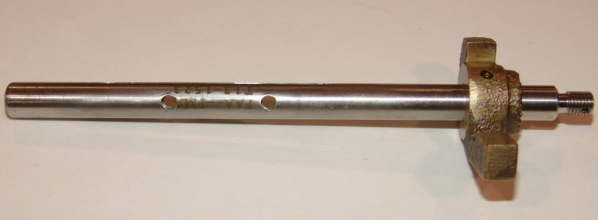 AV13-1523 Throttle Shaft Assembly